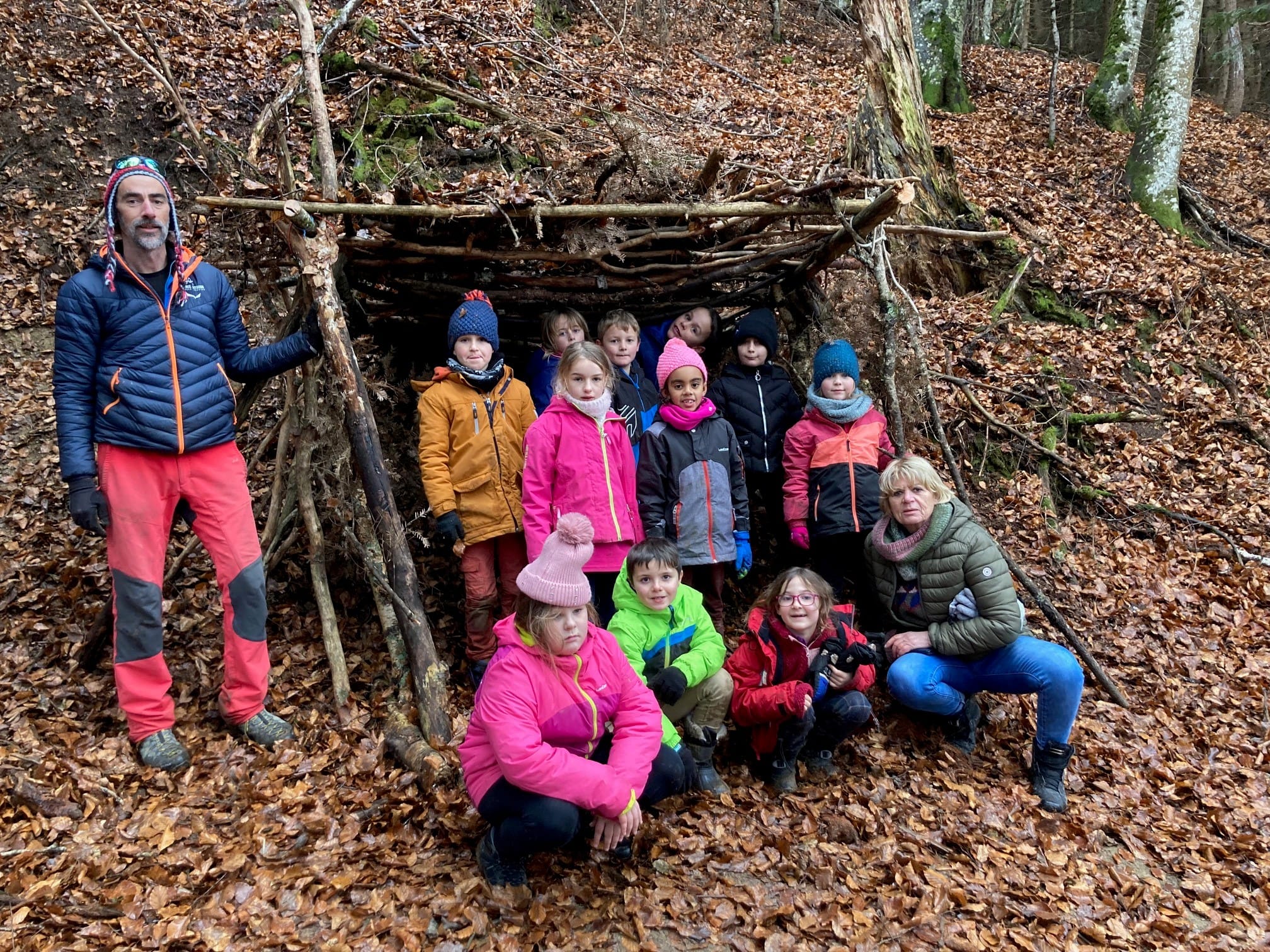 Voyage scolaire Arreau : Ateliers cabane